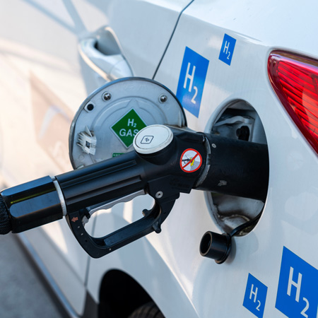 Fueling with hydrogen